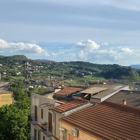 Cuor Di Leone קורליאונה